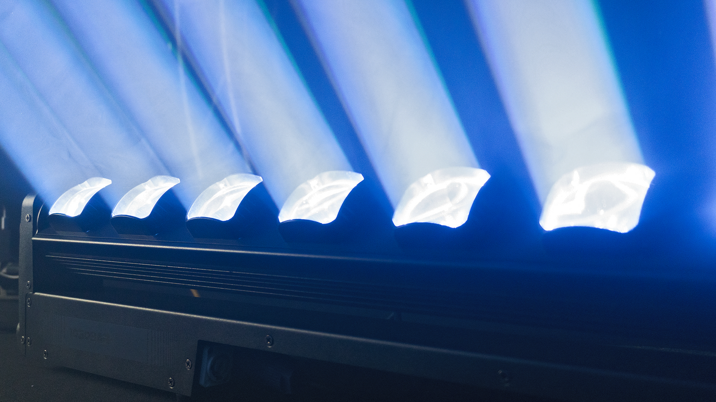 1030 BAR BEAM Steelpro – Barra LED RGBW 300W con 127 Efectos y Control DMX