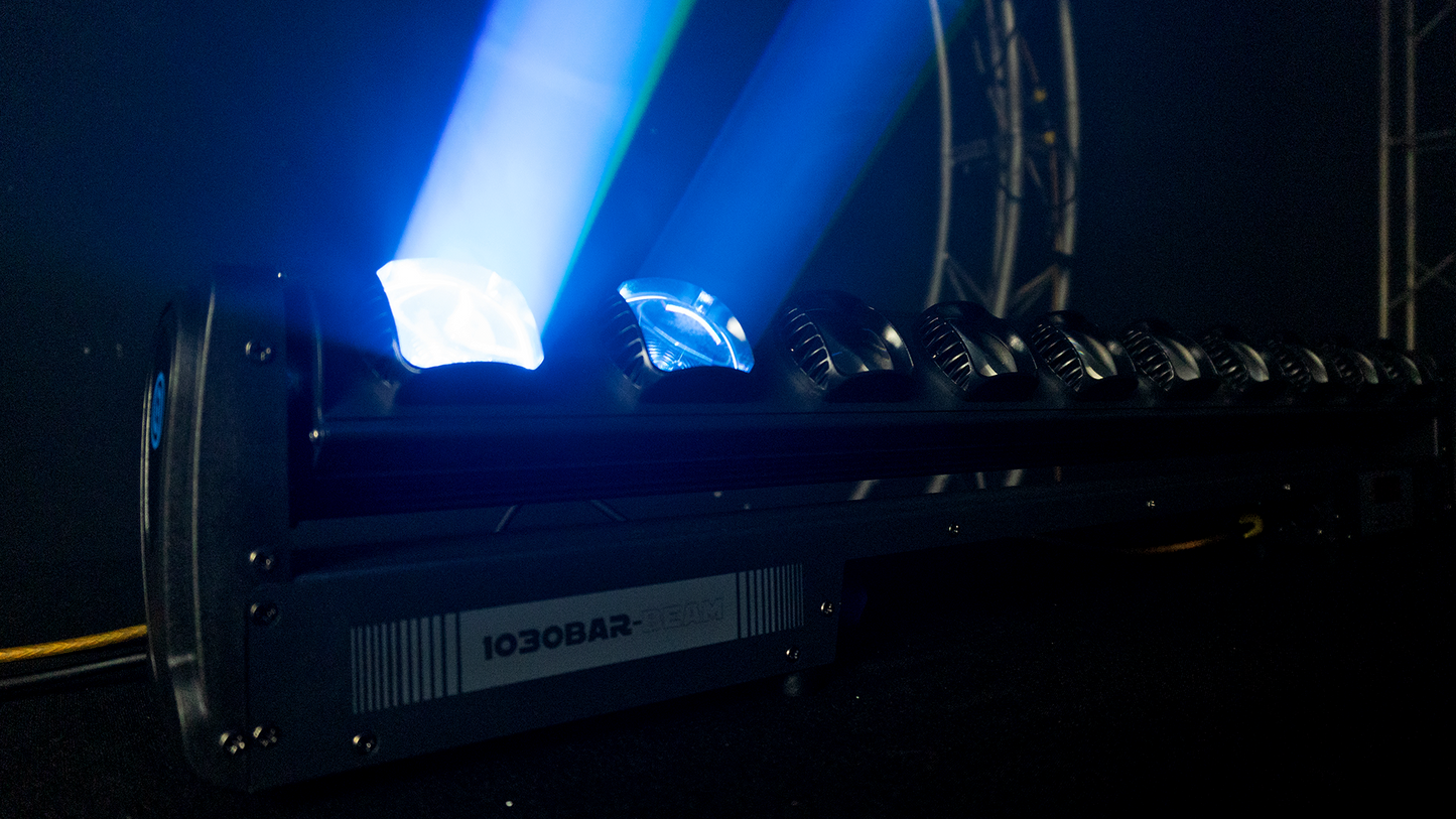 1030 BAR BEAM Steelpro – Barra LED RGBW 300W con 127 Efectos y Control DMX