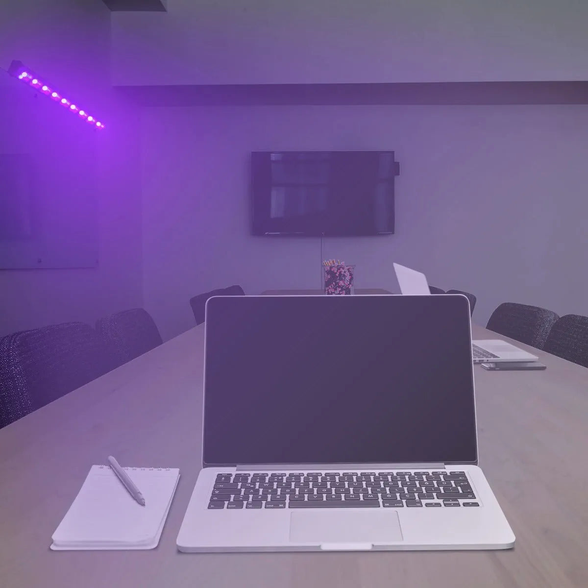 Steelpro - Barra Led 9 X 5 Watts - Gama De Colores Uv