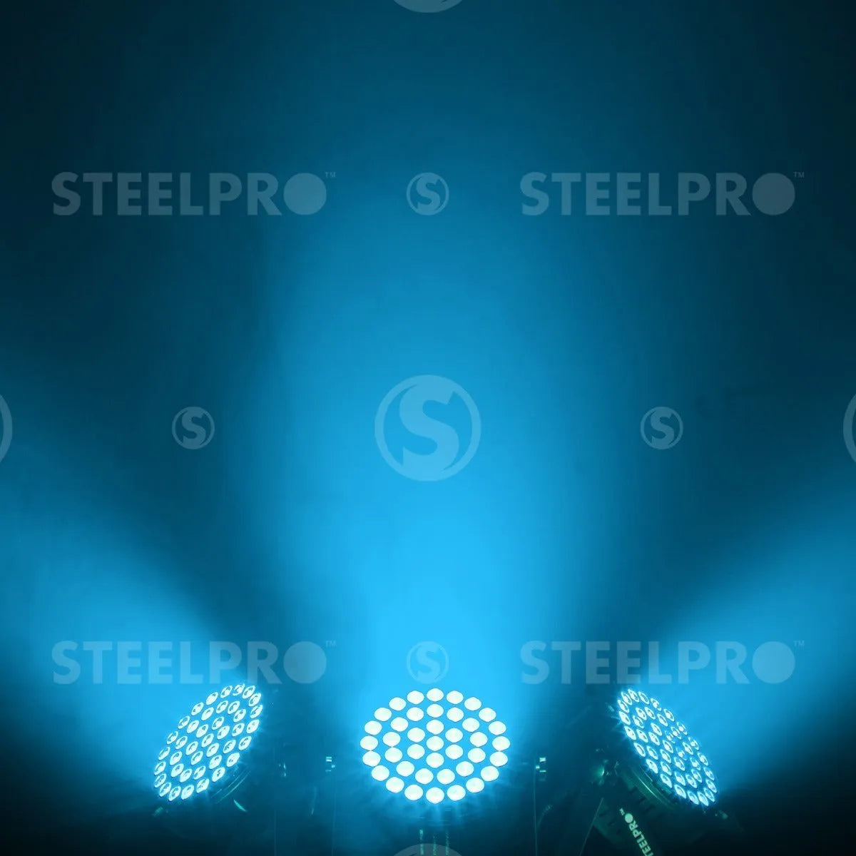 Steelpro - Cañon Par Led 40 X 3 Watts - Rgb 3 En 1 - 403-mpr
