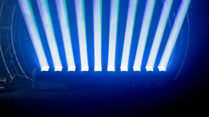 1030 BAR BEAM Steelpro – Barra LED RGBW 300W con 127 Efectos y Control DMX