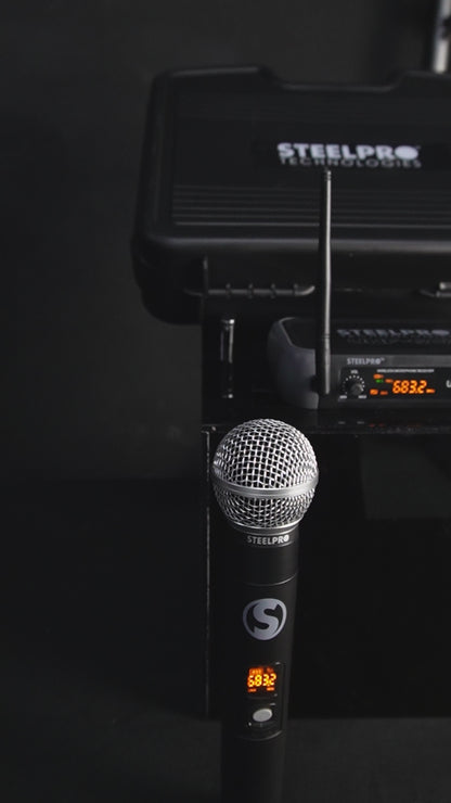Steelpro - Micrófono Profesional - Inalambrico - Uhf-607 Color Negro