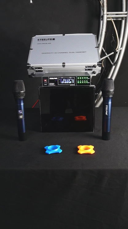 UHF-PRO9.2AZ Set de 2 Micrófonos Profesionales Uhf 45ch Receptor 2 canales 100 Metros Steelpro